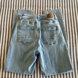 American Eagle Strigid Mom Jeans Size 00 Long